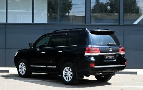 Toyota Land Cruiser 200, 2015 год, 5 494 000 рублей, 2 фотография