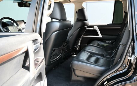 Toyota Land Cruiser 200, 2015 год, 5 494 000 рублей, 11 фотография
