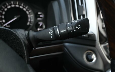 Toyota Land Cruiser 200, 2015 год, 5 494 000 рублей, 14 фотография