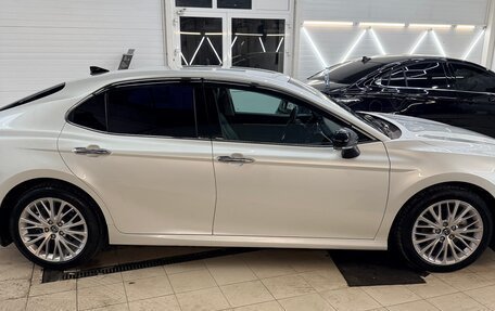 Toyota Camry, 2018 год, 2 470 000 рублей, 6 фотография