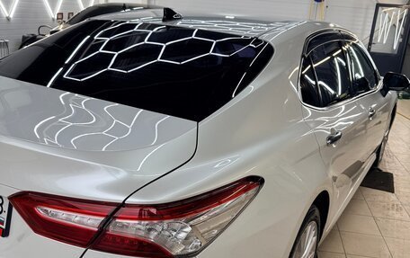 Toyota Camry, 2018 год, 2 470 000 рублей, 8 фотография