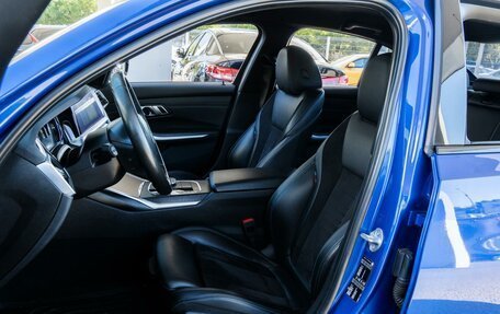 BMW 3 серия, 2019 год, 3 650 000 рублей, 13 фотография
