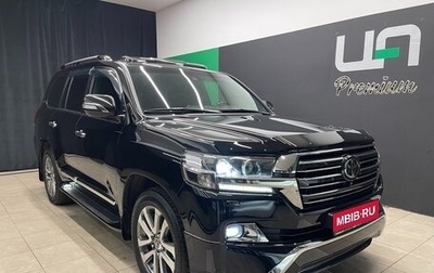 Toyota Land Cruiser 200, 2017 год, 8 300 000 рублей, 1 фотография