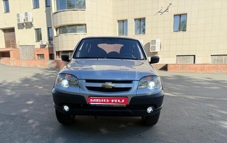 Chevrolet Niva I рестайлинг, 2010 год, 520 000 рублей, 2 фотография