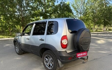 Chevrolet Niva I рестайлинг, 2010 год, 520 000 рублей, 5 фотография