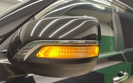 Toyota Land Cruiser 200, 2017 год, 8 300 000 рублей, 9 фотография
