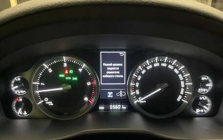 Toyota Land Cruiser 200, 2017 год, 8 300 000 рублей, 30 фотография