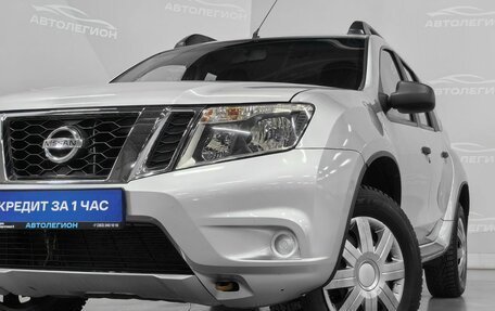 Nissan Terrano III, 2017 год, 855 000 рублей, 3 фотография