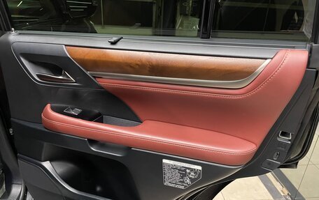 Lexus LX III, 2017 год, 7 600 000 рублей, 19 фотография