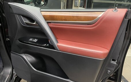 Lexus LX III, 2017 год, 7 600 000 рублей, 17 фотография