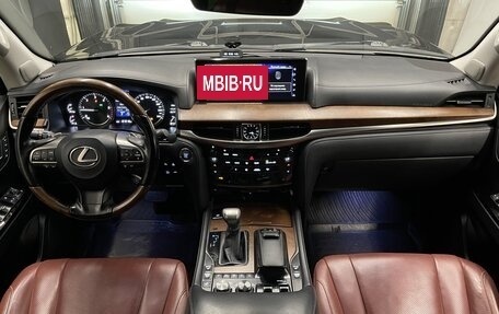 Lexus LX III, 2017 год, 7 600 000 рублей, 24 фотография