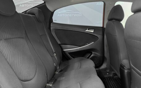 Hyundai Solaris II рестайлинг, 2015 год, 1 050 000 рублей, 15 фотография