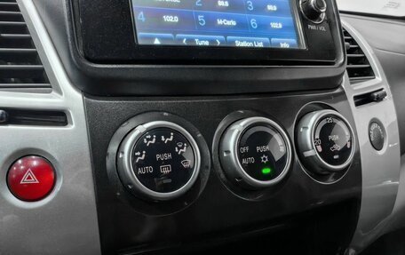Mitsubishi Pajero Sport II рестайлинг, 2014 год, 1 820 000 рублей, 22 фотография