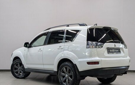 Mitsubishi Outlander III рестайлинг 3, 2011 год, 1 500 000 рублей, 4 фотография
