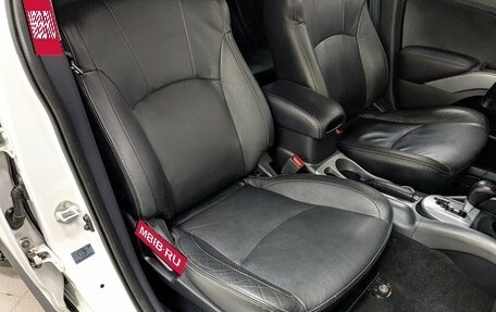 Mitsubishi Outlander III рестайлинг 3, 2011 год, 1 500 000 рублей, 17 фотография