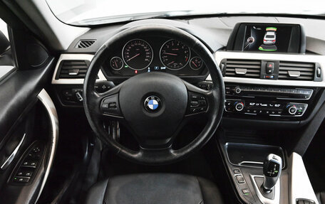 BMW 3 серия, 2015 год, 2 187 500 рублей, 12 фотография