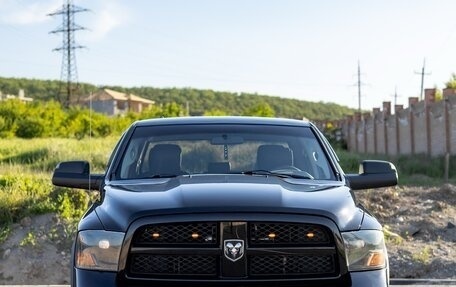 Dodge RAM IV, 2012 год, 2 250 000 рублей, 2 фотография
