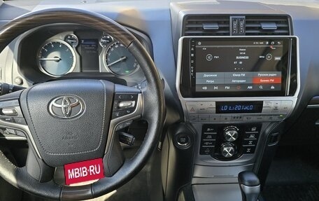 Toyota Land Cruiser Prado 150 рестайлинг 2, 2018 год, 5 100 000 рублей, 9 фотография