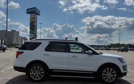 Ford Explorer VI, 2017 год, 2 900 000 рублей, 4 фотография