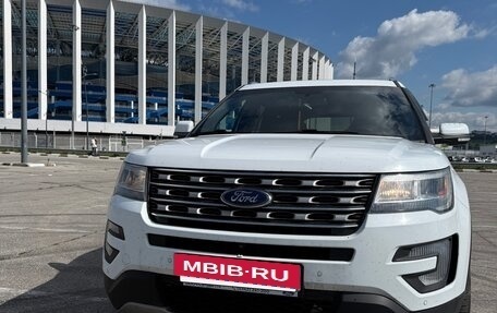 Ford Explorer VI, 2017 год, 2 900 000 рублей, 2 фотография