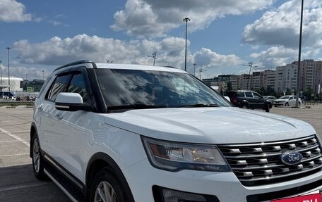 Ford Explorer VI, 2017 год, 2 900 000 рублей, 3 фотография