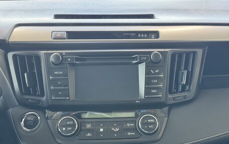 Toyota RAV4, 2016 год, 2 180 000 рублей, 31 фотография