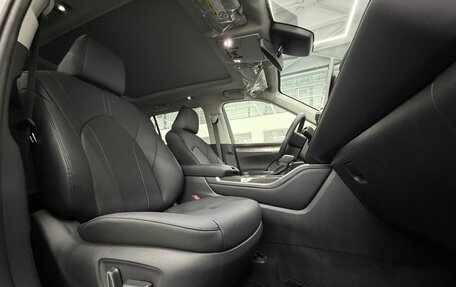 Toyota Highlander, 2026 год, 5 430 000 рублей, 21 фотография