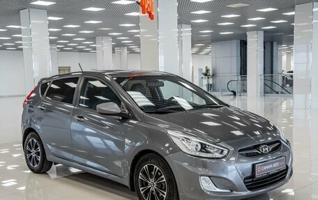 Hyundai Solaris II рестайлинг, 2013 год, 728 000 рублей, 3 фотография