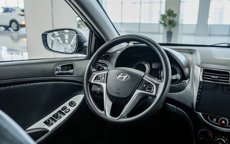 Hyundai Solaris II рестайлинг, 2013 год, 728 000 рублей, 9 фотография