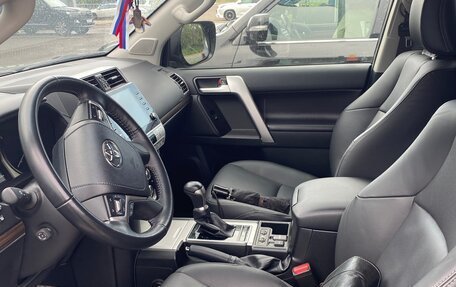 Toyota Land Cruiser Prado 150 рестайлинг 2, 2020 год, 9 500 000 рублей, 2 фотография