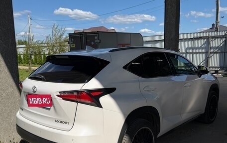 Lexus NX I, 2015 год, 2 950 000 рублей, 3 фотография