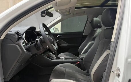 Audi Q3, 2022 год, 2 450 000 рублей, 8 фотография