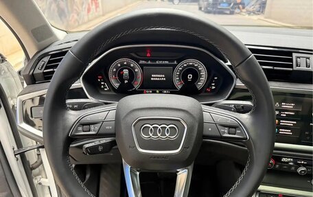 Audi Q3, 2022 год, 2 450 000 рублей, 11 фотография