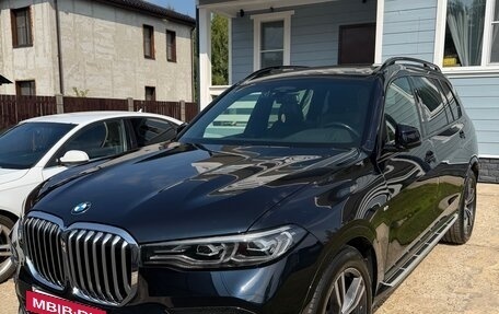 BMW X7, 2021 год, 10 200 000 рублей, 2 фотография