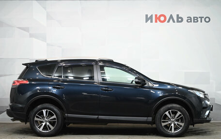 Toyota RAV4, 2017 год, 2 480 000 рублей, 9 фотография