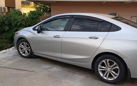 Chevrolet Cruze II, 2018 год, 900 000 рублей, 7 фотография