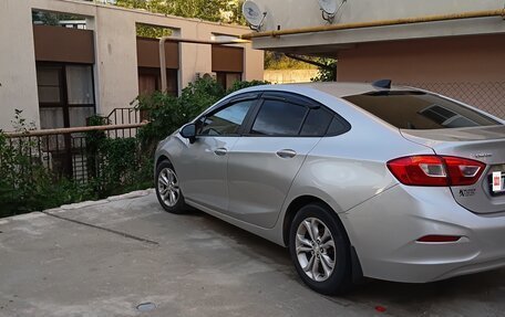 Chevrolet Cruze II, 2018 год, 900 000 рублей, 8 фотография