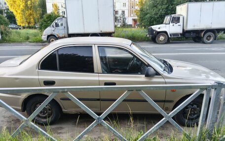 Hyundai Accent II, 2004 год, 150 000 рублей, 3 фотография