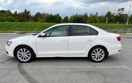 Volkswagen Jetta VI, 2013 год, 1 000 000 рублей, 8 фотография