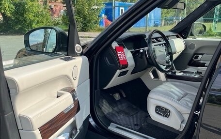 Land Rover Range Rover IV рестайлинг, 2014 год, 3 999 000 рублей, 7 фотография