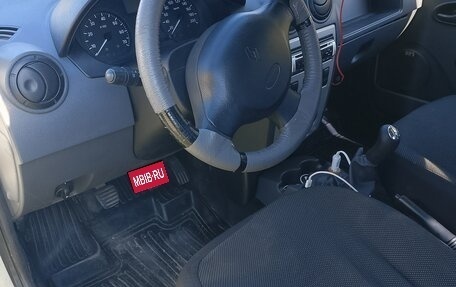 Renault Logan I, 2006 год, 200 000 рублей, 7 фотография