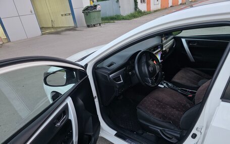 Toyota Corolla, 2013 год, 1 300 000 рублей, 9 фотография