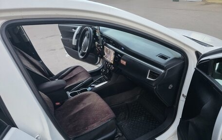 Toyota Corolla, 2013 год, 1 300 000 рублей, 7 фотография