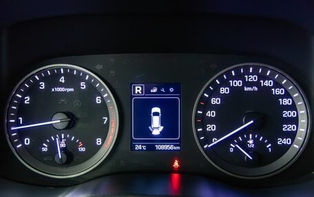 Hyundai Tucson III, 2017 год, 1 988 000 рублей, 10 фотография