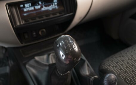 Mitsubishi L200 IV рестайлинг, 2012 год, 990 000 рублей, 12 фотография