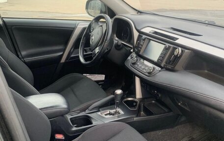Toyota RAV4, 2017 год, 1 819 000 рублей, 3 фотография