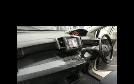 Honda Freed I, 2008 год, 940 000 рублей, 19 фотография