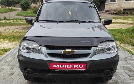 Chevrolet Niva I рестайлинг, 2014 год, 750 000 рублей, 1 фотография