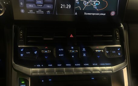 Toyota Land Cruiser, 2022 год, 10 900 000 рублей, 14 фотография