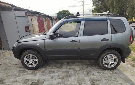 Chevrolet Niva I рестайлинг, 2014 год, 750 000 рублей, 8 фотография